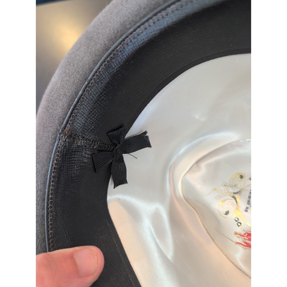 Cartier Charcoal Fedora with Crimson Detail - Picture 9 of 9